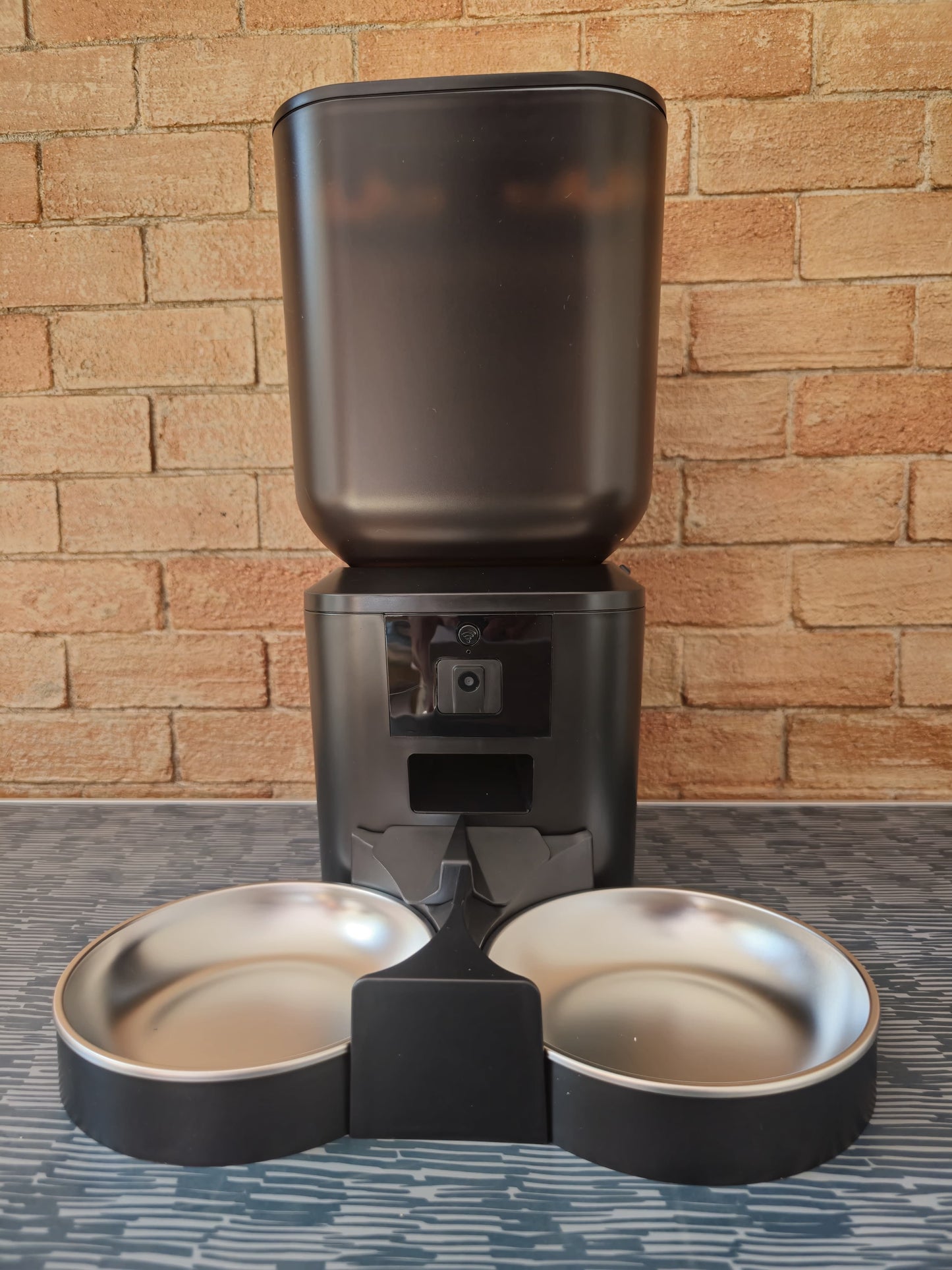 Dispensador Automático con Cámara WIFI Negro 7 Litros Doble